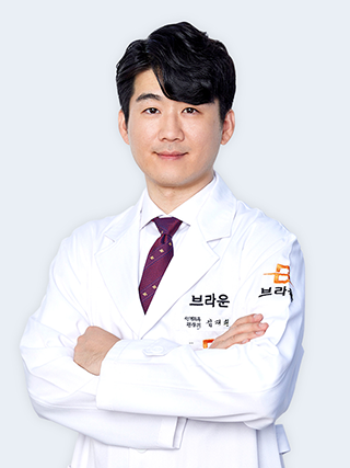 Viện trưởng Kim Seung Min